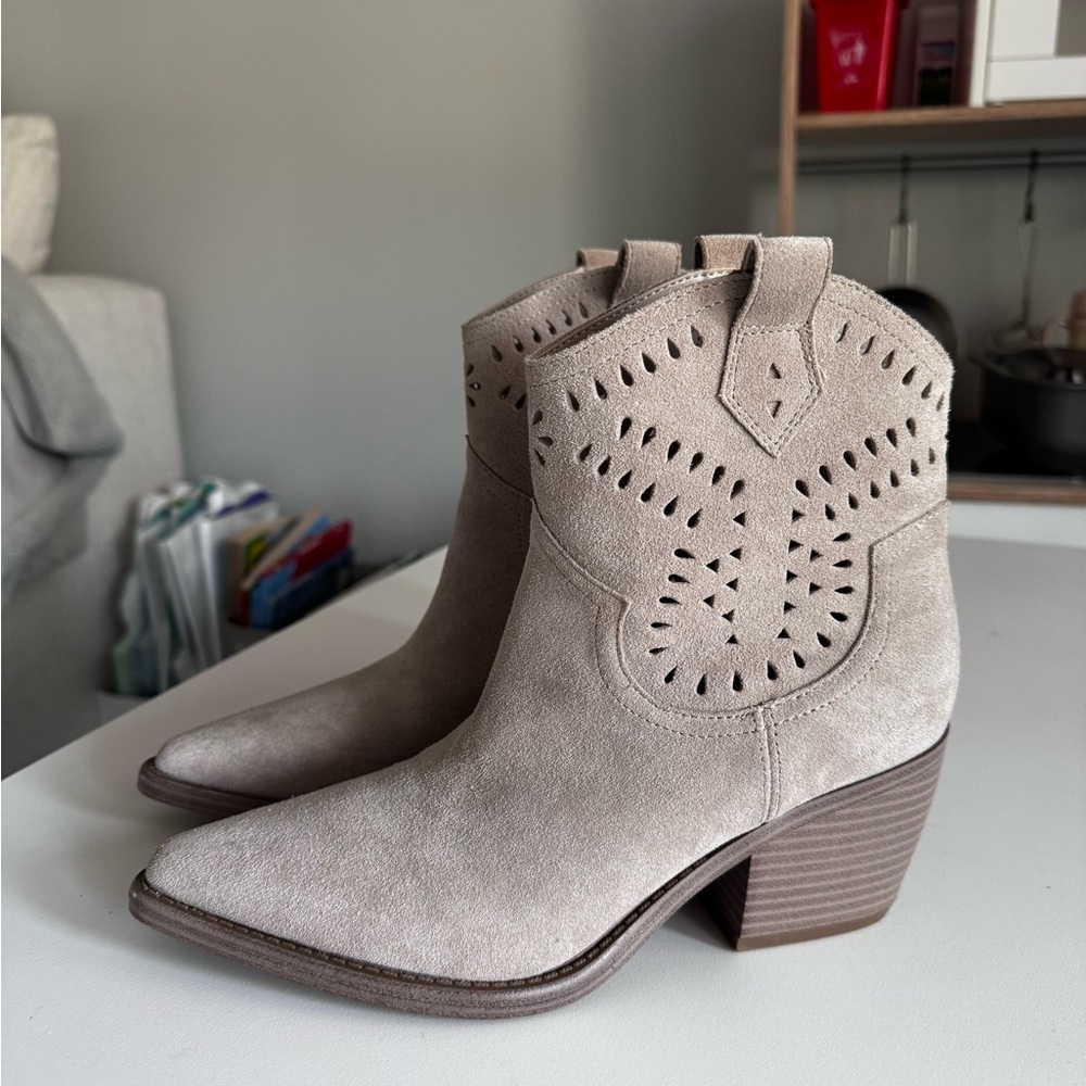 Women's Taupe Ankle Boots
